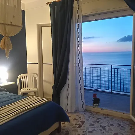 Casa Alba Апартаменты Чефалу