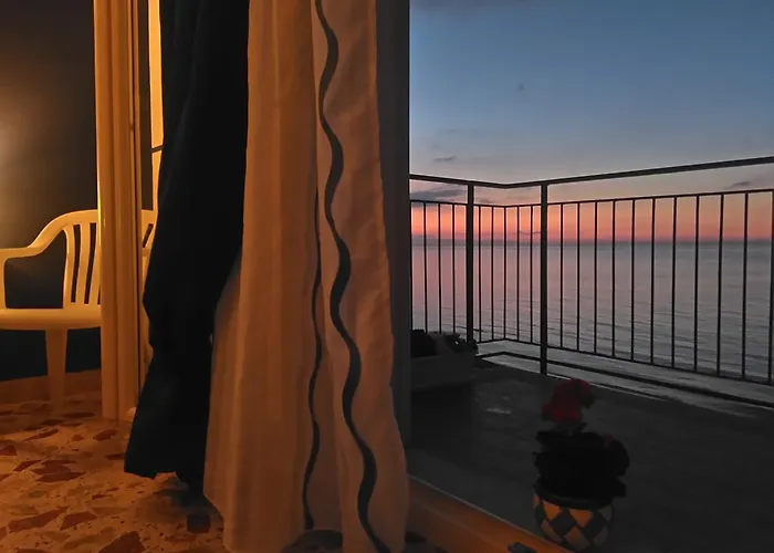 Casa Alba Чефалу